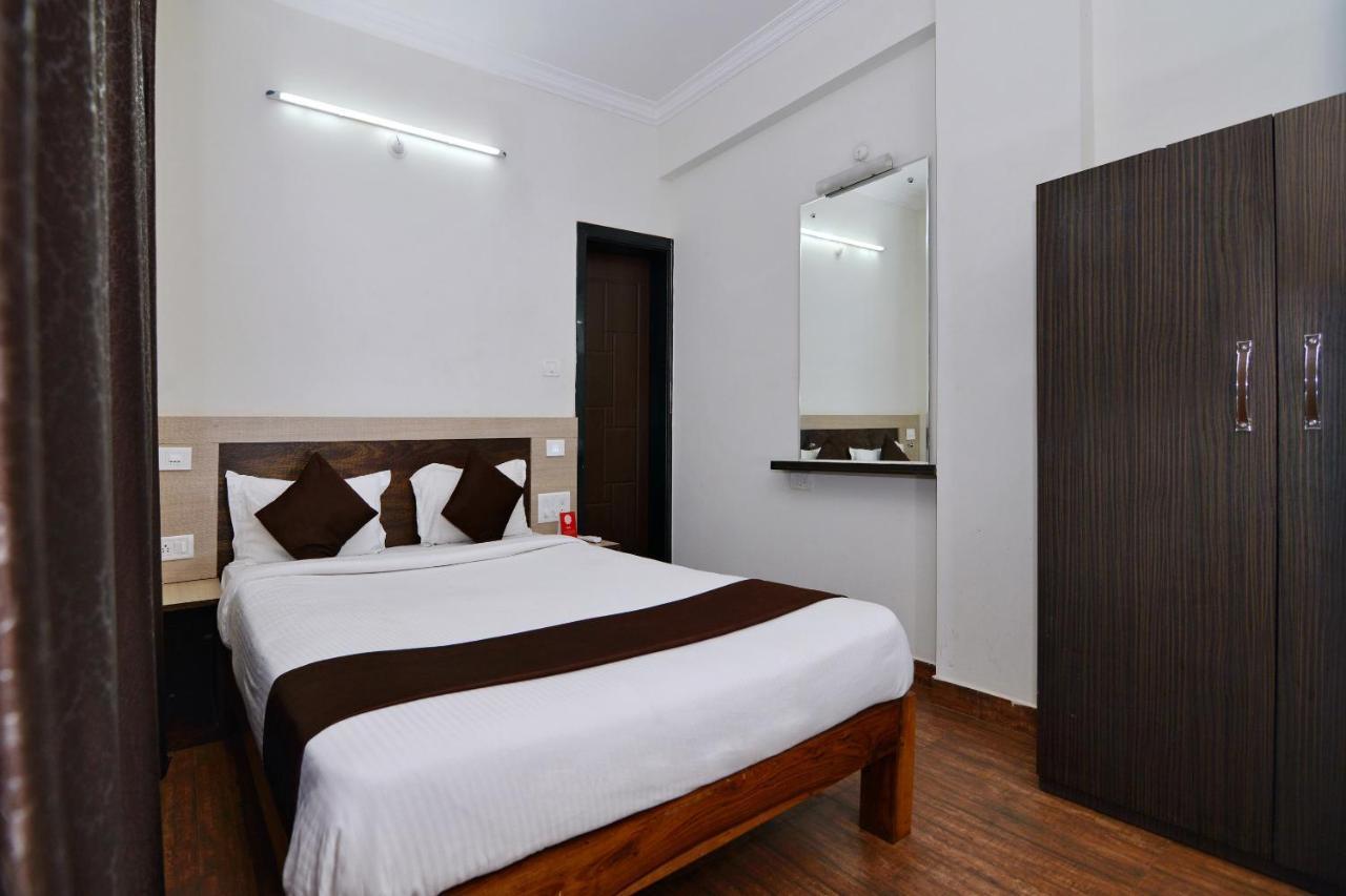 Oyo 10174 Kanta Guest House Бага Экстерьер фото